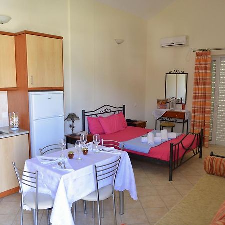 Korali Aparthotel Almiropotamos Bagian luar foto
