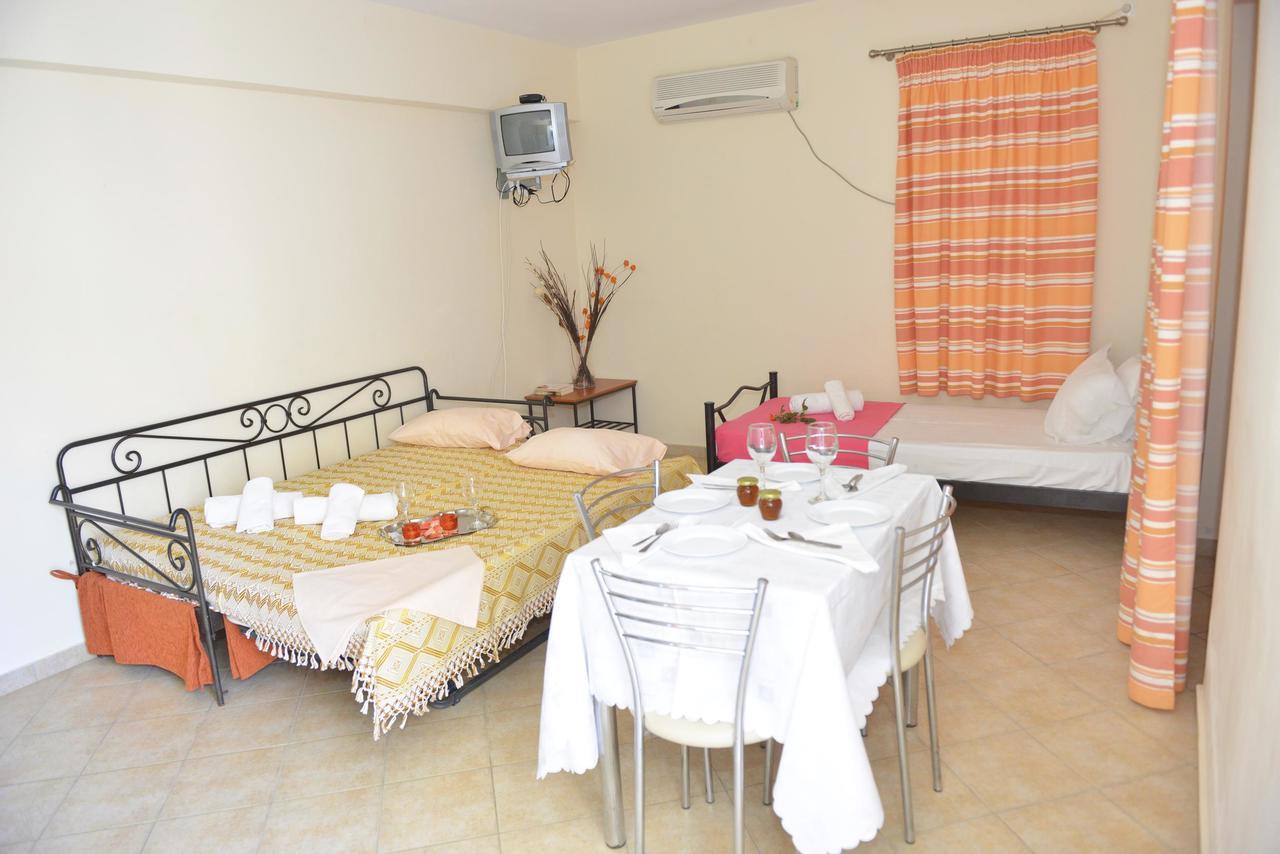 Korali Aparthotel Almiropotamos Bagian luar foto